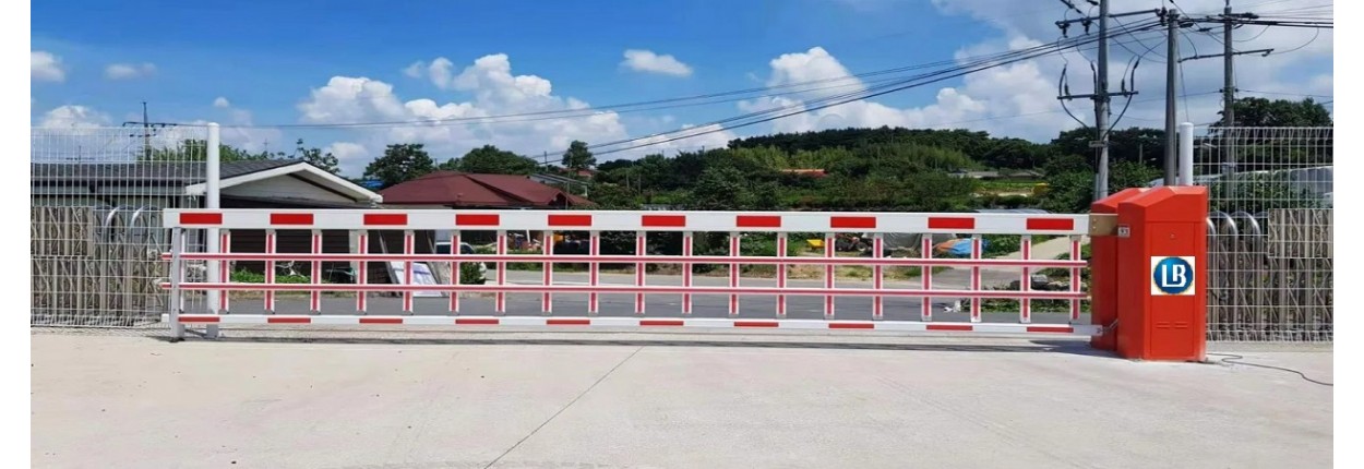 Cần gạt barie tự động